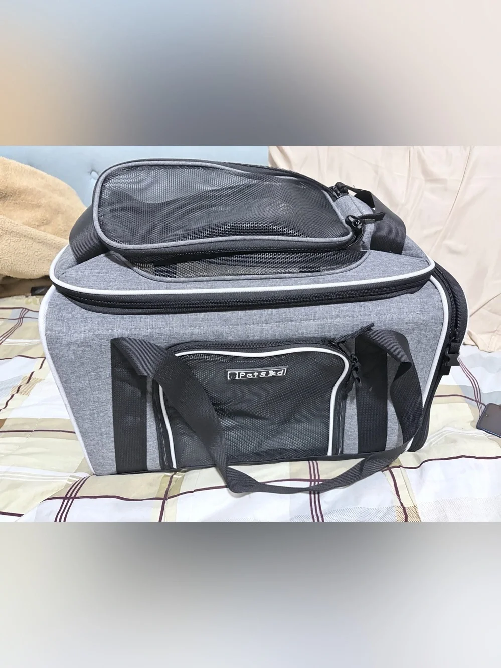 Practically New Airline-Approved Pet Carrier (18x11x11)